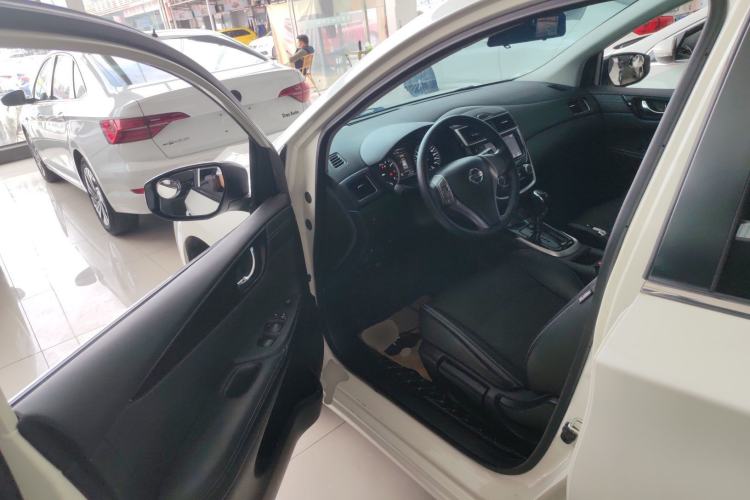 Used Nissan Tiida 2019 1.6L CVT Smart Drive Version China VI Standard Driver Seat