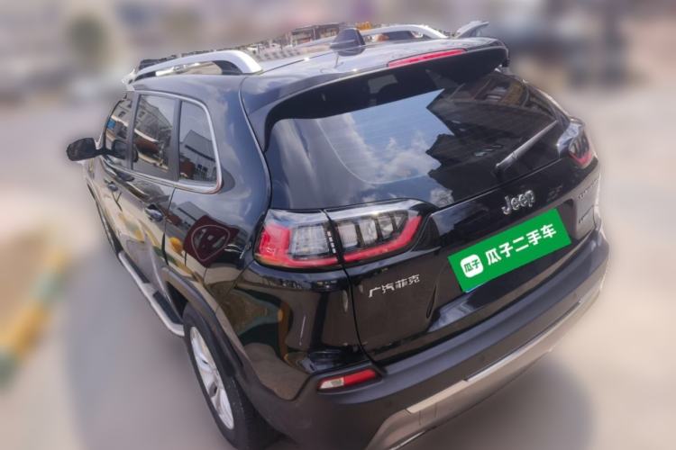 Used Jeep Cherokee 2019 2.0T Two-Wheel Drive Smart Enjoyment Version China VI
