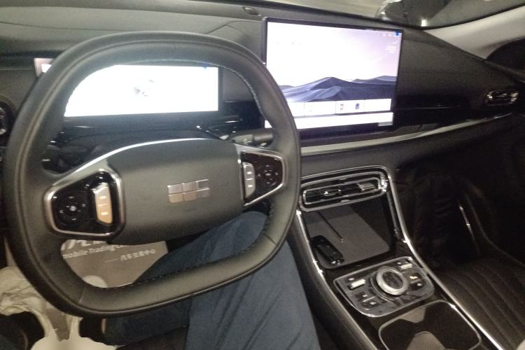 Used Geely Galaxy Stellar 6 2026 Model 60km Exploration Edition Center Console