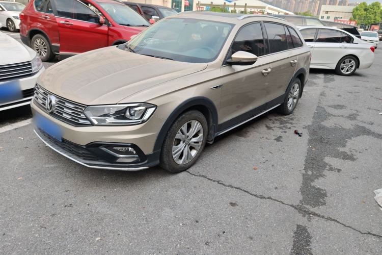 Used Volkswagen C-TREK 2018 230TSI DSG Comfort Model Exterior 3