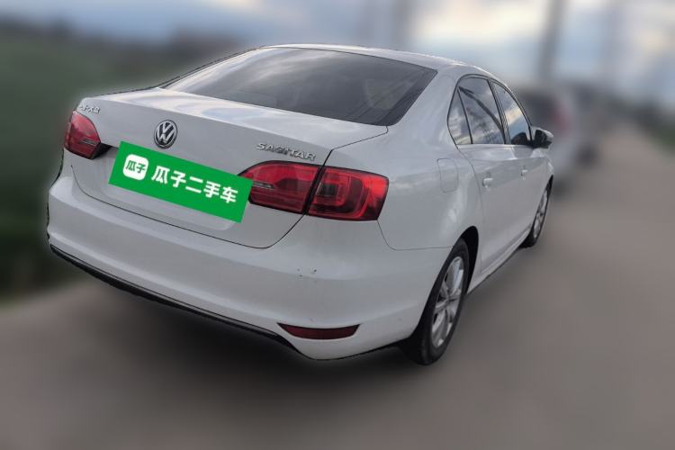 Used Volkswagen Sagitar 2012 1.6L Manual Comfort Model