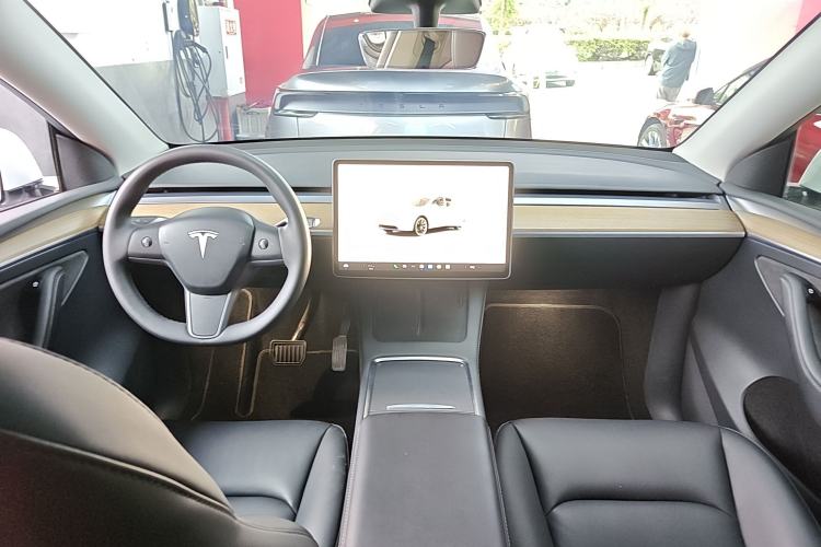 Used Tesla Model Y 2022 Rear-Wheel-Drive Version