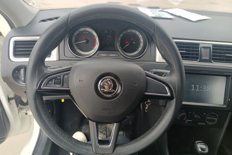 Used Skoda Rapid Spaceback 2019 Revised Version 1.5L Automatic Comfort Edition China VI Standard Steering Wheel