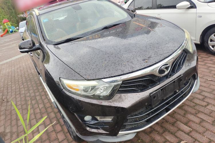 Used Soueast DX7 2015 1.5T Manual Luxury Model Front Right 45 Deg