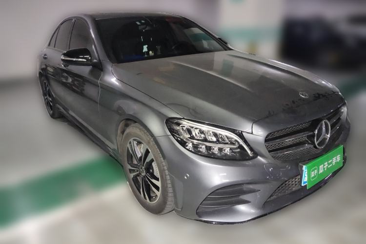 Used Mercedes-Benz C-Class 2019 C 260 Sport Edition Front Right 45 Deg