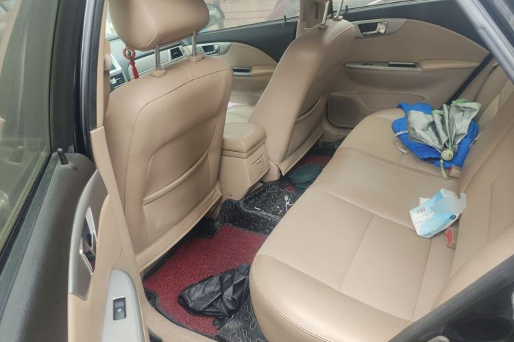 Used Buick Excelle 2013 1.5L Automatic Classic Model Left Rear Seat