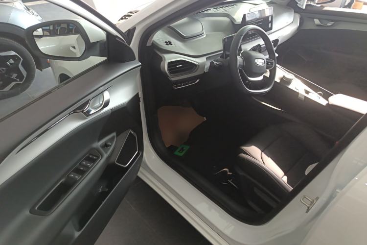 Used Geometry A 2024 500KM Travel Edition
