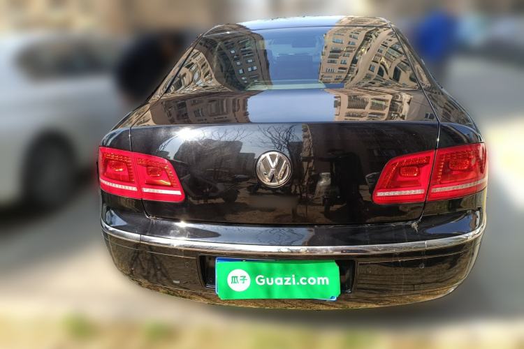 Used Volkswagen Phaeton 2012 3.6L Deluxe Custom Edition Rear