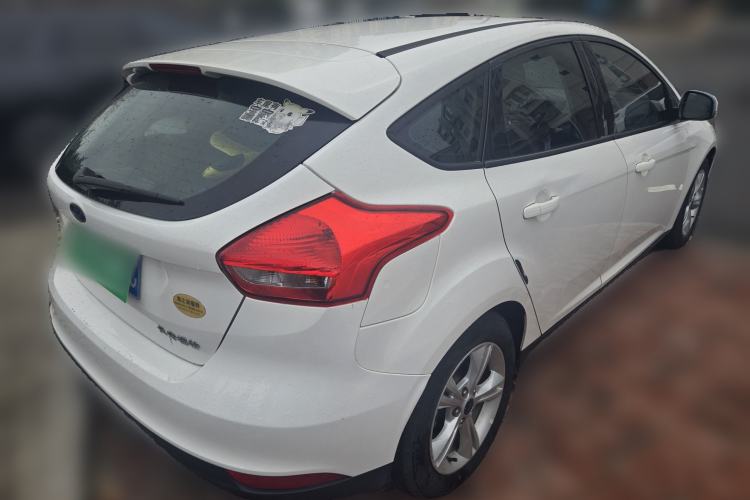Used Ford Focus 2015 Hatchback 1.6L Manual Comfort Edition
