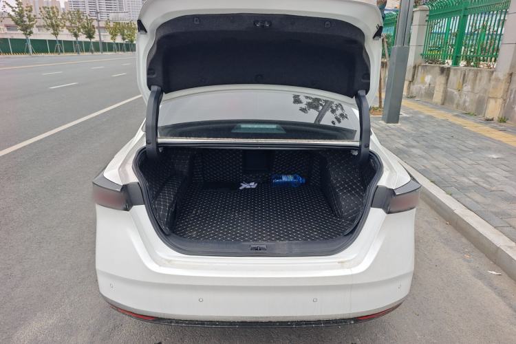 Used Nissan Teana 2026 Model Harmony Cockpit 2.0L Smart Ultra-Comfort Edition
