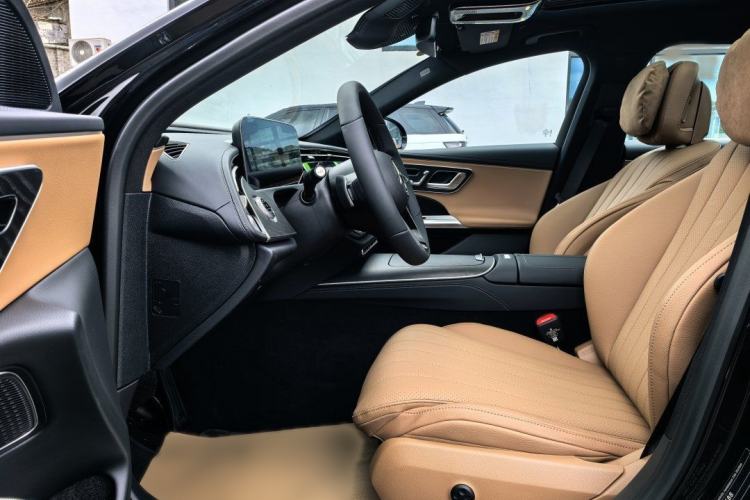 Used Mercedes-Benz E-Class 2026 E 260 L Classic Edition
