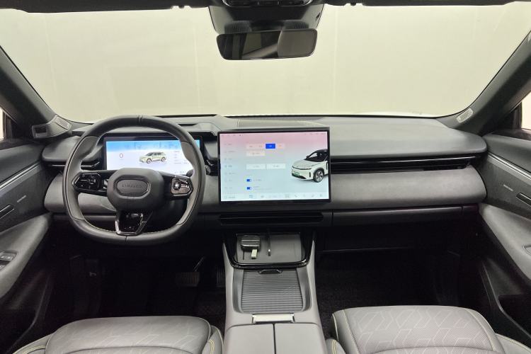 Used Lynk & Co 08 EM-P 2023 245km Ultra-Long Range Halo