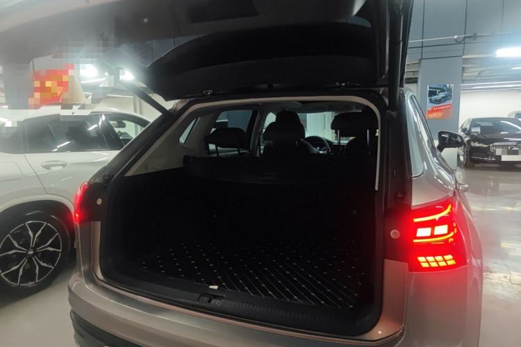 Used Volkswagen Tayron 2021 280TSI Two-Wheel Drive Luxury Smart Connectivity Version Trunk