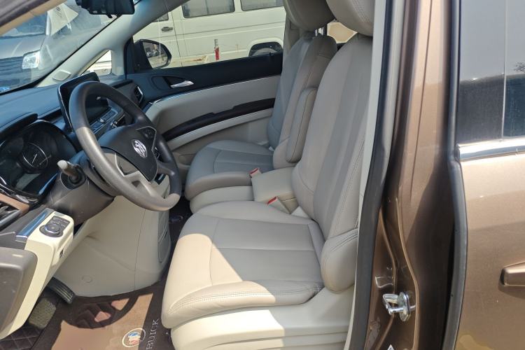 Used Buick GL8 2020 Land Cruiser Executive Class 652T Comfort Model
