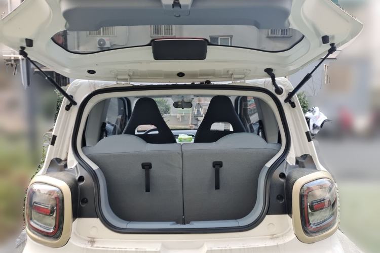 Used Bestune Pony 2025 222km Range Agile Horse Trunk