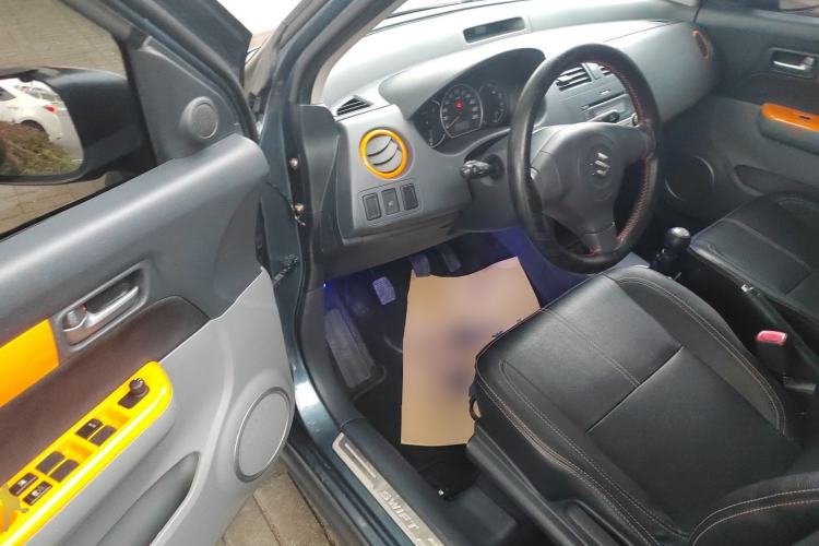 Used Suzuki Swift 2016 1.5L Manual Fashion Edition Cool Play Version