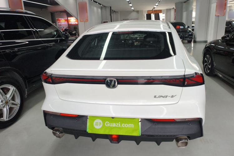 Used Changan UNI-V iDD 2023 Zhidian iDD 1.5T 113km Smart & Fun Version (Rapid Edition)
