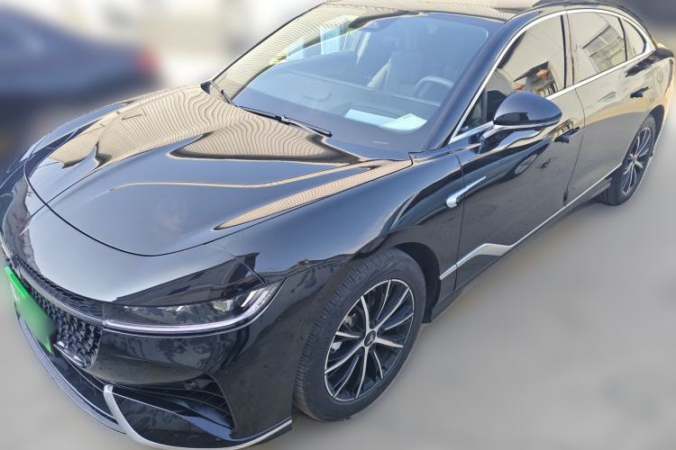 Used VOYAH PASSION 2024 PHEV Four-Wheel Drive Ultra-Long Range Executive Edition