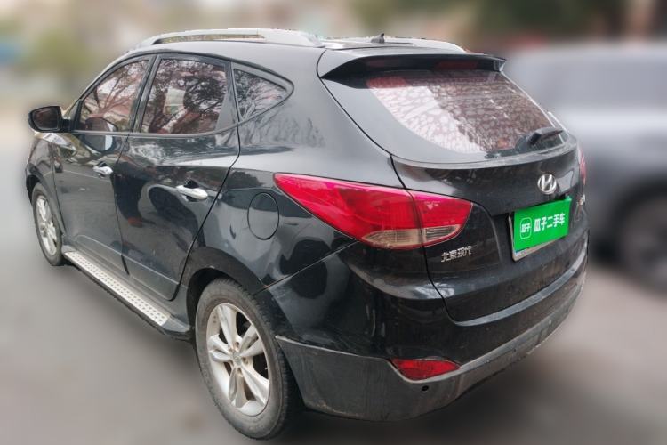 Used Hyundai ix35 2012 2.0L Automatic Two-Wheel Drive Elite Edition GLS
