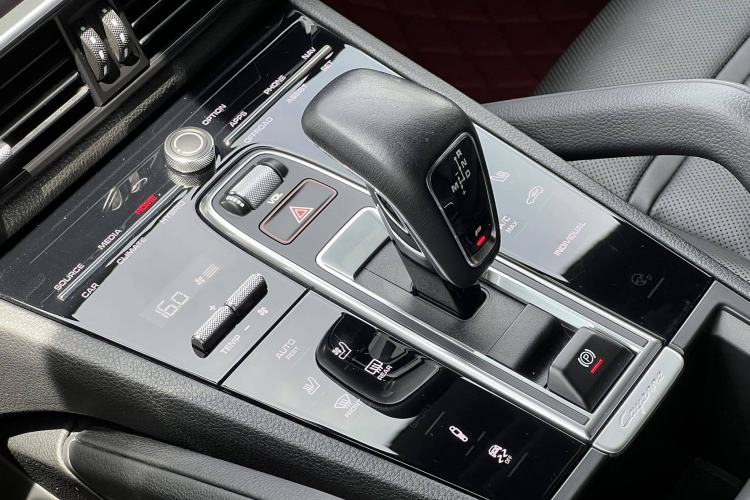 Used Porsche Cayenne E-Hybrid 2021 Cayenne E-Hybrid 2.0T