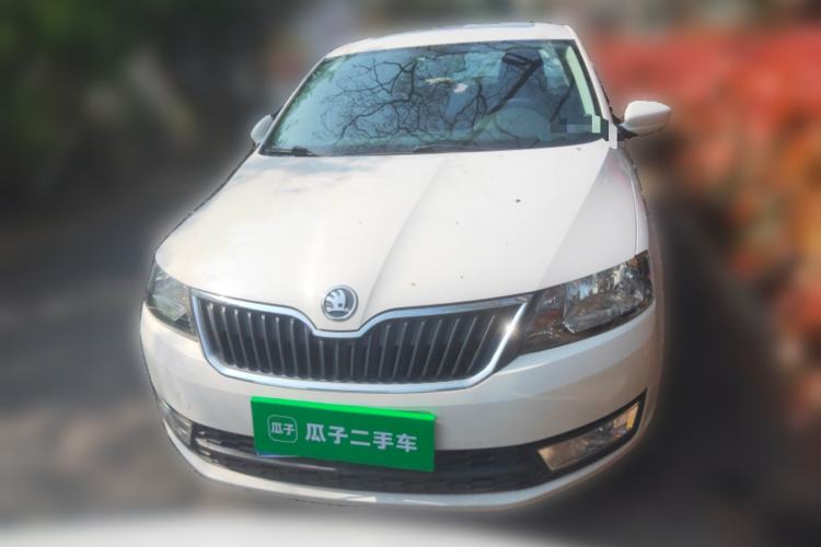 Used Skoda Rapid 2013 1.6L Automatic Smart Selection Model Front