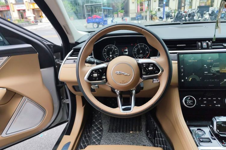 Used Jaguar XFL 2024 2.0T P250 Two-Wheel Drive Prestige Luxury Edition