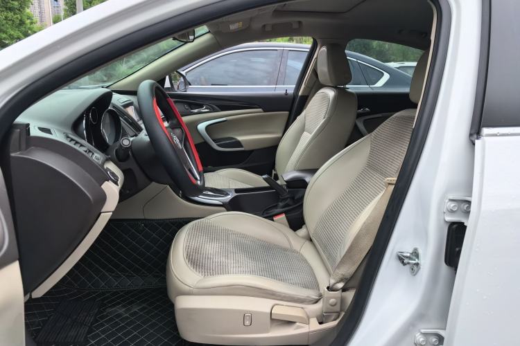 Used Buick Regal 2015 2.0L Leading Fashion Edition