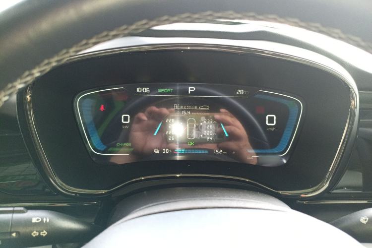 Used BYD e9 2021 Business Edition