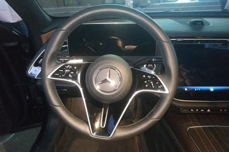 Used Mercedes-Benz E-Class New Energy 2024 E 350 e L Plug-in Hybrid Sedan