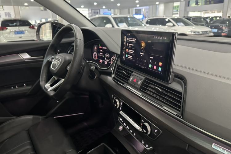 Used Audi Q5L 2022 45T Luxury Dynamic Model Interior 2