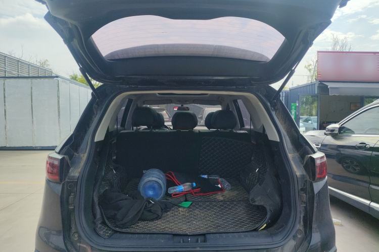 Used SOL X8 2021 300T DCT Leading Smart Connectivity Version 7 Seats Trunk