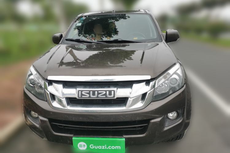 Used Isuzu D-MAX 2018 2.5T Four-Wheel Drive Base Version Extended Length JE4D25Q5A
