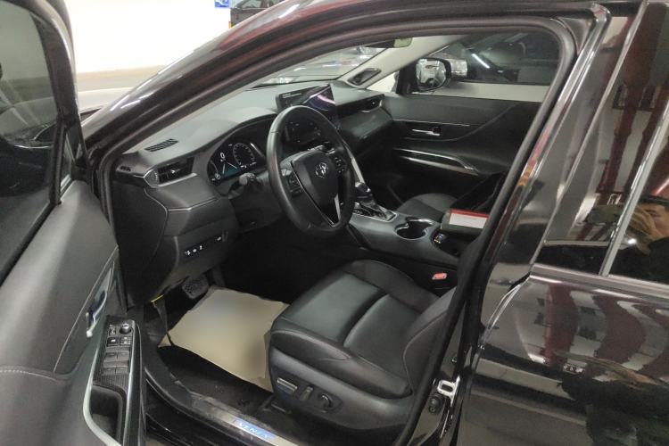 Used Toyota Venza 2023 2.5L Smart Electric Hybrid Dual-Drive Prestige Version