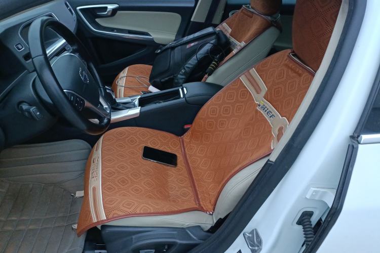 Used Volvo S60 2016 S60L T4 Zhiyuan Edition
