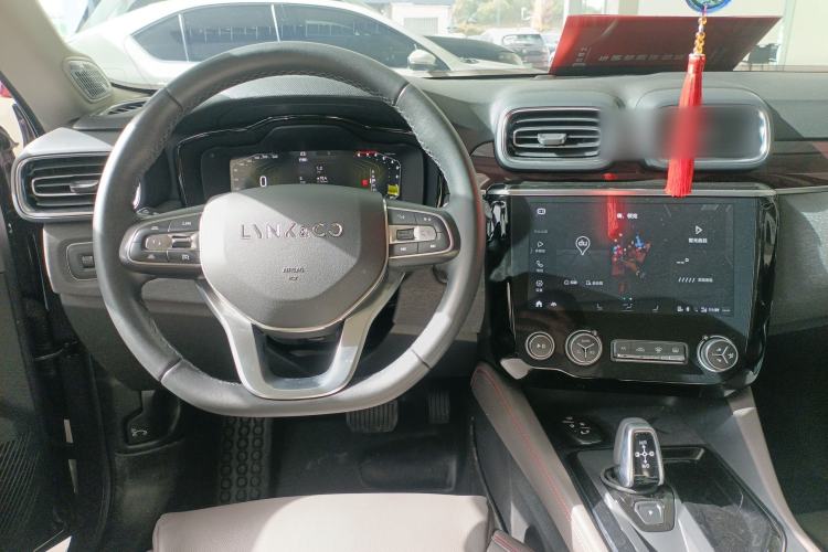 Used Lynk & Co 02 2020 1.5T DCT Two-Wheel Drive Zhaopu Version Center Console