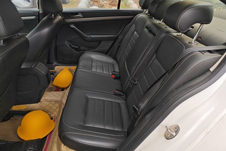 Used Volkswagen Lavida 2017 1.6L Manual Comfort Edition Left Rear Seat