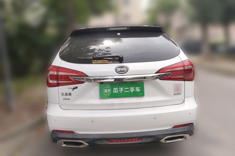 Used BYD Tang New Energy 2015 2.0T Four-Wheel-Drive Flagship Model
