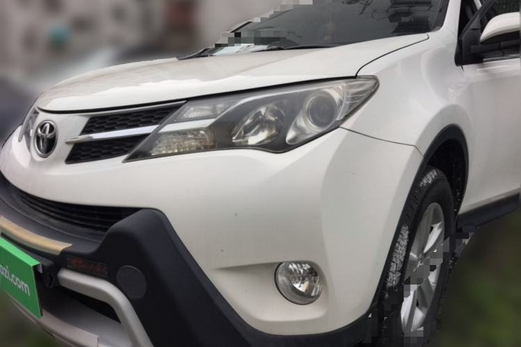 Used Toyota RAV4 2013 2.0L CVT Four-Wheel Drive New Edition