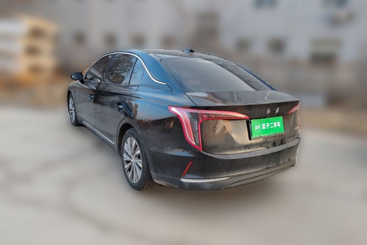 Used Hongqi E-QM5 2022 431 km Charge & Enjoy Edition
