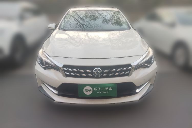 Used Venucia D60 2018 1.6L Manual Smart Connect Elite Edition Front