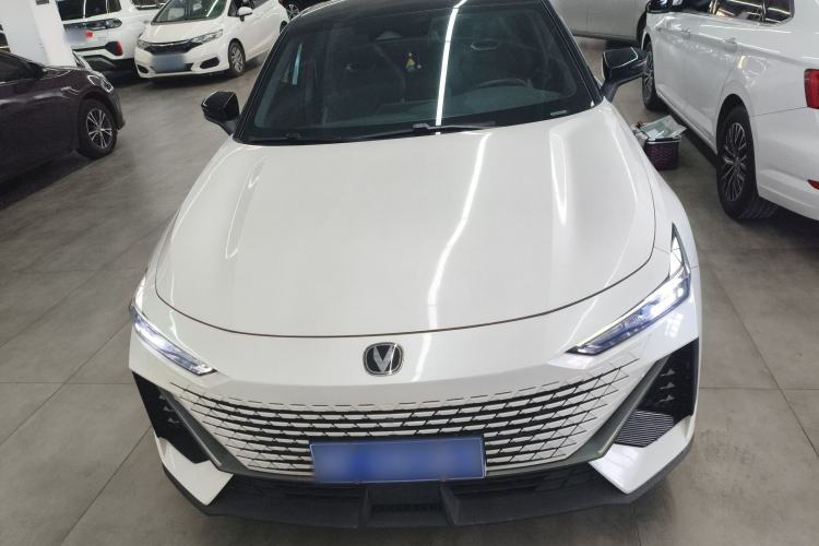 Used CHANGAN UNI-V 2023 1.5T Prestige Model
