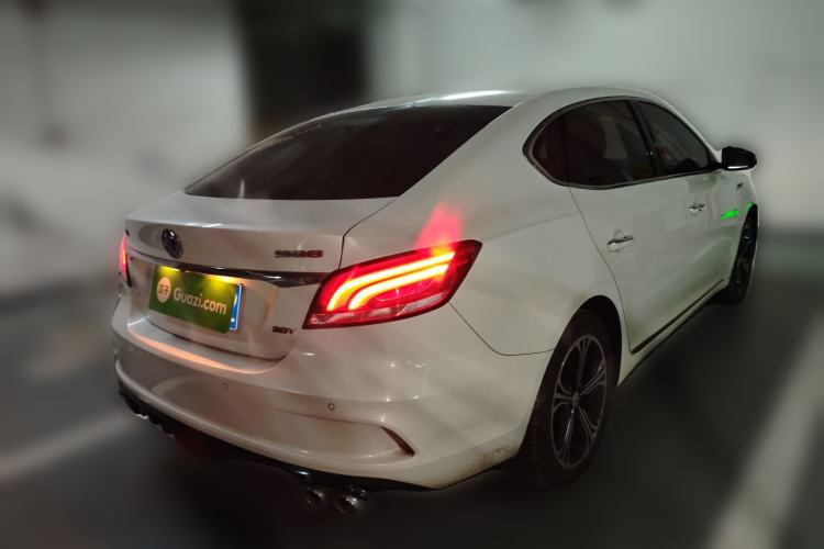 Used MG 6 2017 20T Manual Luxury Smart Connect Version China V Standard
