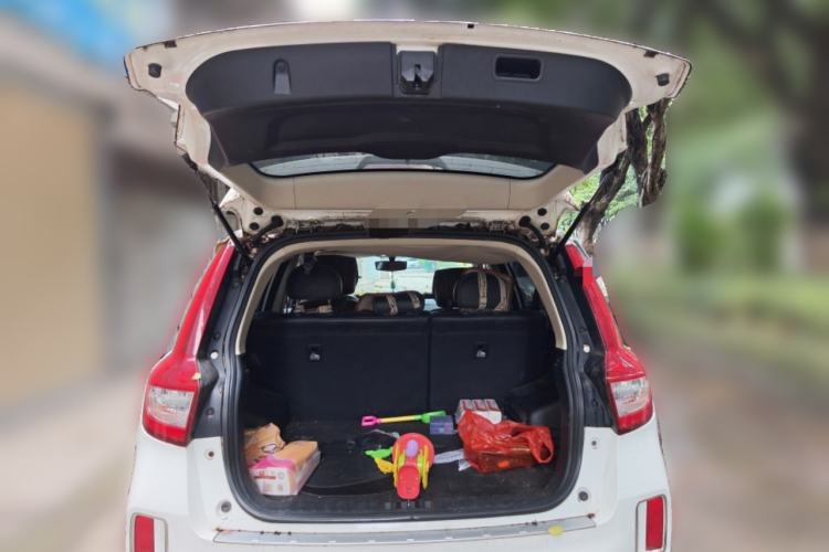 Used Geely Auto Vision X6 2016 1.8L Manual Luxury Model Trunk