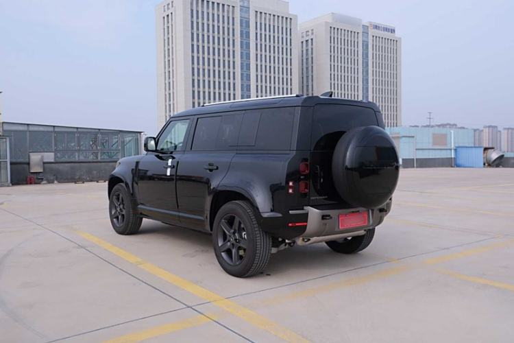 Used Land Rover Defender 2025 110 3.0T P400 X-Dynamic SE