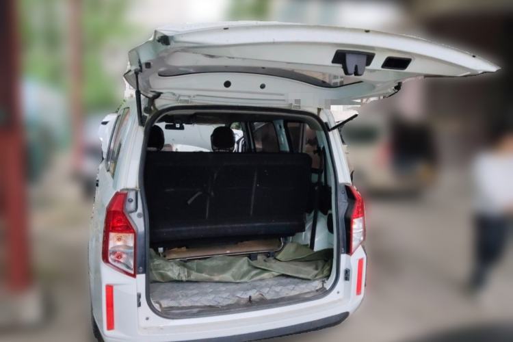 Used Wuling Hongguang PLUS 2019 1.5T Manual Standard Version 7 Seats Trunk