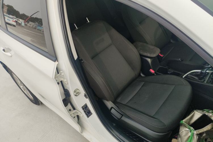 Used Hyundai Celesta 2018 1.6L Automatic GL Enjoyment Edition China VI compliant