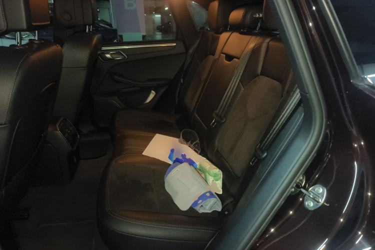 Used Porsche Macan 2018 Macan 2.0T Left Rear Seat