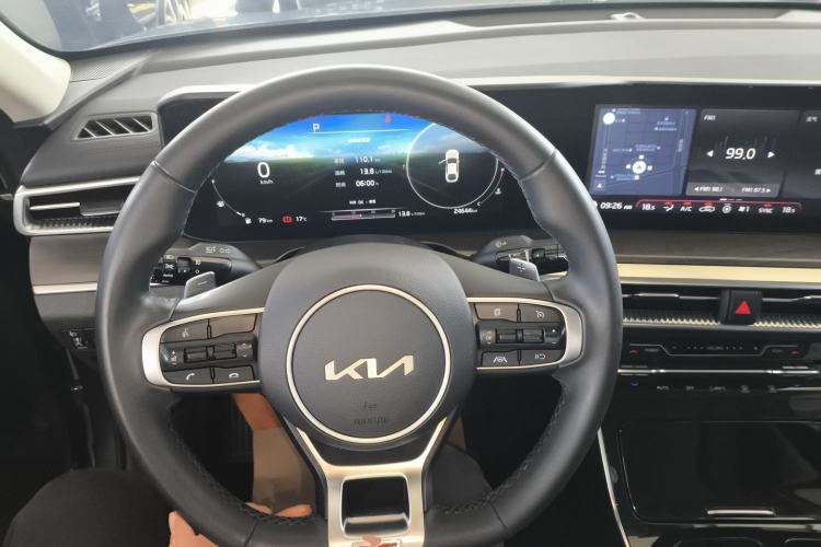 Used Kia K5 2021 380T GT-Line Refreshed Edition Center Console