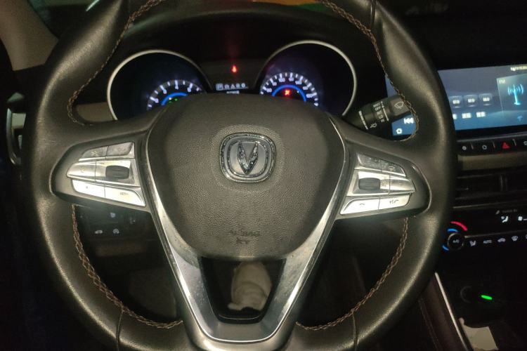 Used CHANGAN Eado 2018 High-Energy Edition 1.6L GDI Automatic Pioneer Model China V Standard
