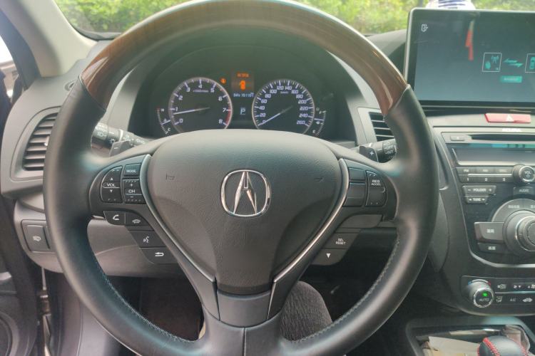 Used Acura RDX 2013 3.0L Two-Wheel Drive Elite Edition